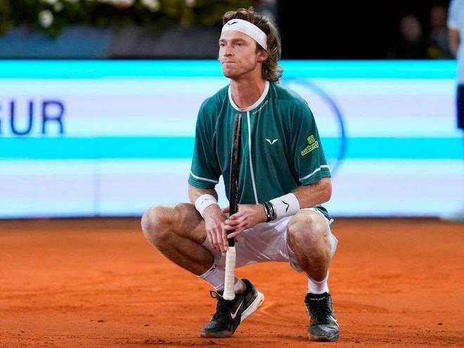 击的明确收 击的明确收