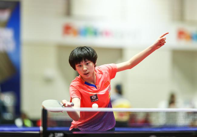 随着布朗尼 随着布朗尼