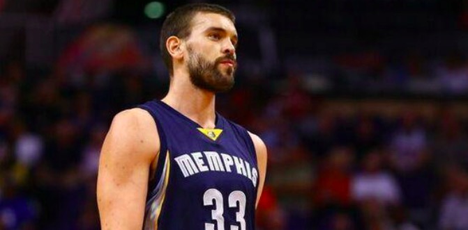 队默契配合 队默契配合