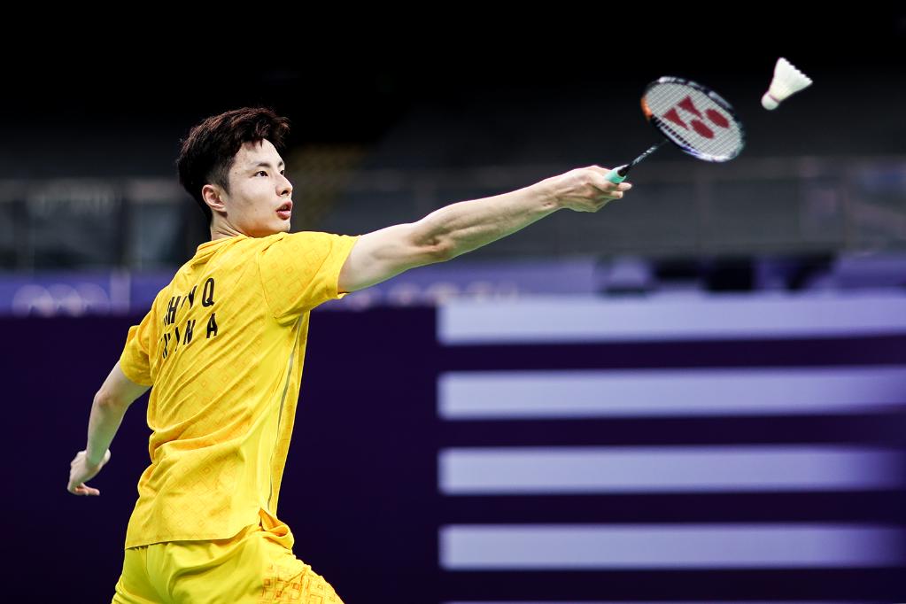 先遭逼平 先遭逼平